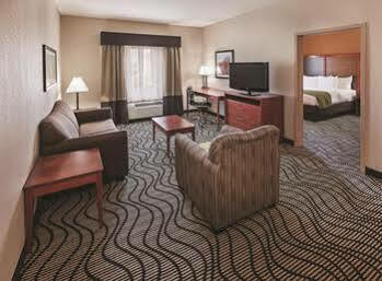 Hotel La Quinta By Wyndham Midwest - Tinker Afb Midwest City
